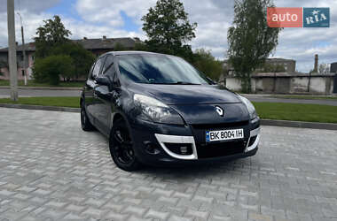 Минивэн Renault Scenic 2011 в Сарнах