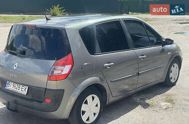 Минивэн Renault Scenic 2005 в 