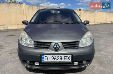 Минивэн Renault Scenic 2005 в 