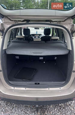 Мінівен Renault Scenic 2010 в 