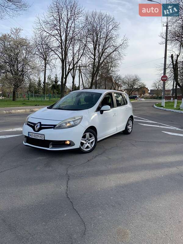 Renault Scenic 2012