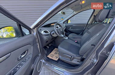 Минивэн Renault Scenic 2010 в 