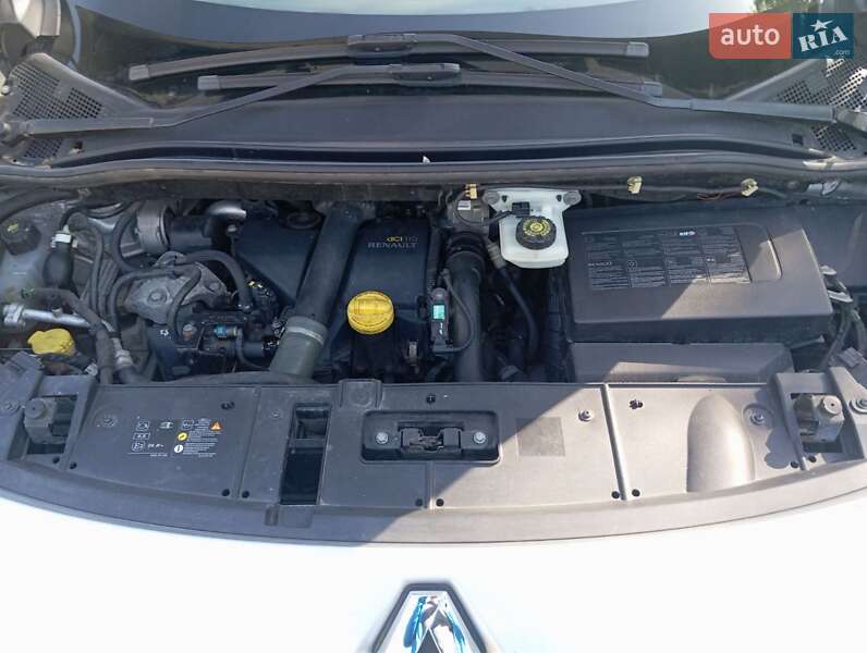 Минивэн Renault Scenic 2012 в Днепре