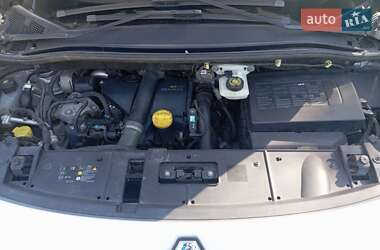 Мінівен Renault Scenic 2012 в 