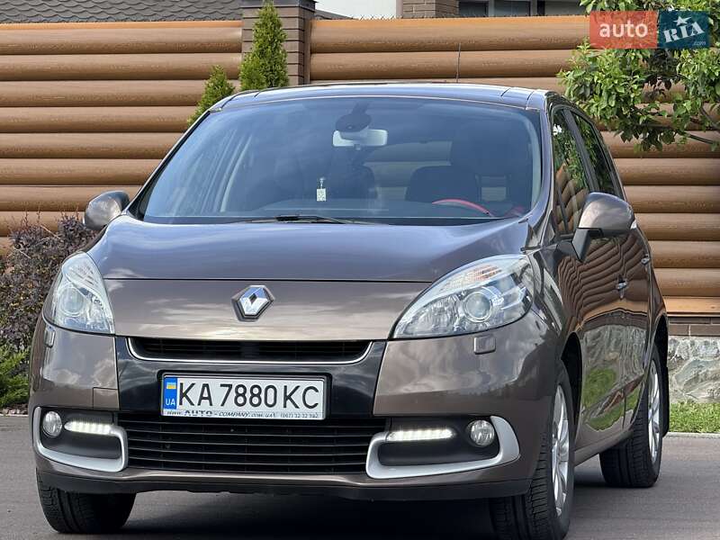 Renault Scenic 2012