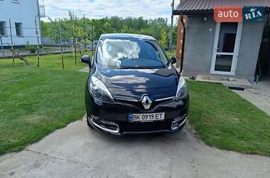 Минивэн Renault Scenic 2013 в 