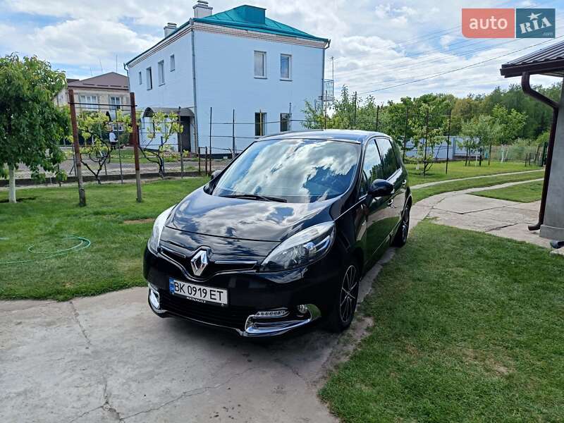Минивэн Renault Scenic 2013 в Березному