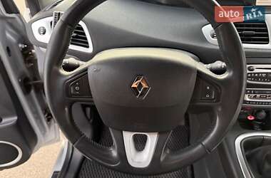 Мінівен Renault Scenic 2010 в 