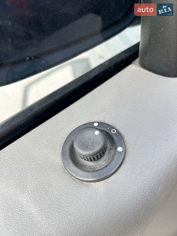 Минивэн Renault Scenic 2007 в Сумах