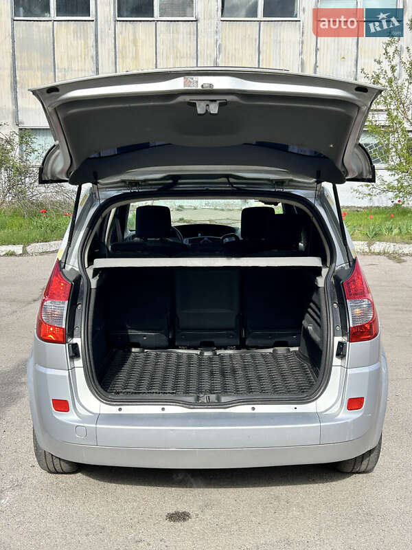 Минивэн Renault Scenic 2007 в Сумах