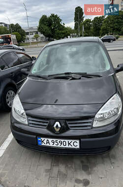 Минивэн Renault Scenic 2004 в 