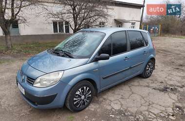 Минивэн Renault Scenic 2005 в Кицмани