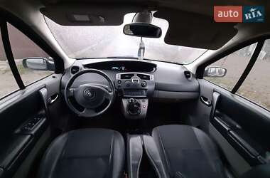 Минивэн Renault Scenic 2005 в 