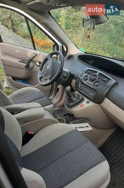 Мінівен Renault Scenic 2005 в 