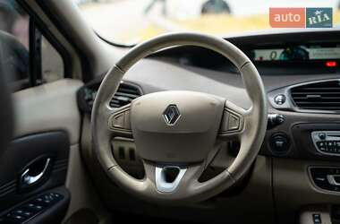 Мінівен Renault Scenic 2011 в 
