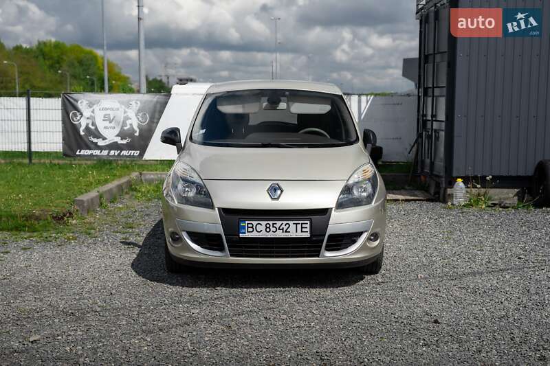 Renault Scenic 2011