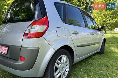 Минивэн Renault Scenic 2006 в 