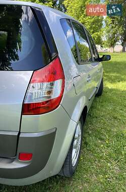 Минивэн Renault Scenic 2006 в 