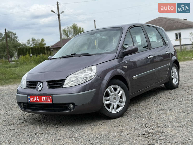 Минивэн Renault Scenic 2005 в 