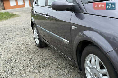 Минивэн Renault Scenic 2005 в 