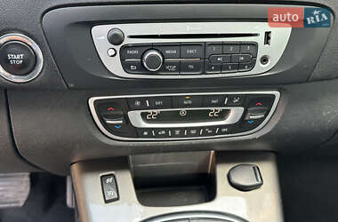 Минивэн Renault Scenic 2013 в 