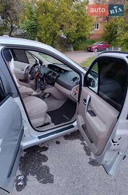 Минивэн Renault Scenic 2005 в 