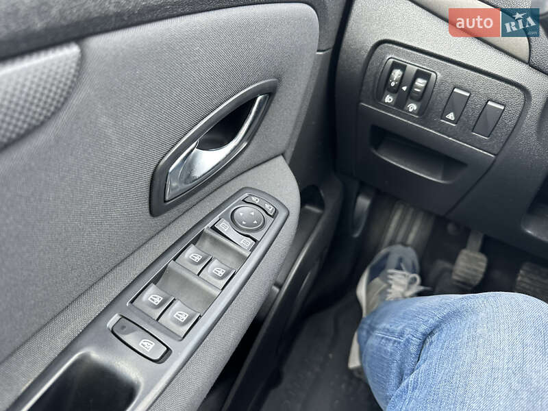 Мінівен Renault Scenic 2010 в Ніжині