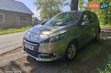 Мінівен Renault Scenic 2012 в 