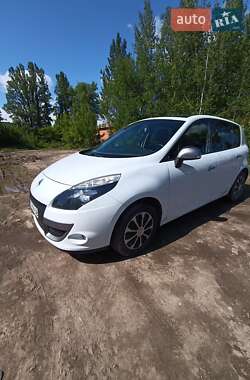 Минивэн Renault Scenic 2011 в Бориславе