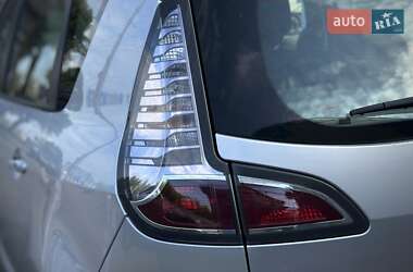 Мінівен Renault Scenic 2013 в 