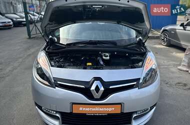 Мінівен Renault Scenic 2013 в 
