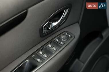 Мінівен Renault Scenic 2013 в 