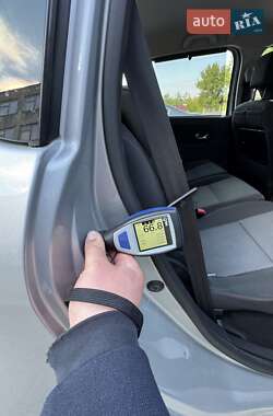 Мінівен Renault Scenic 2013 в 