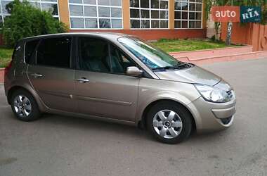 Минивэн Renault Scenic 2009 в 