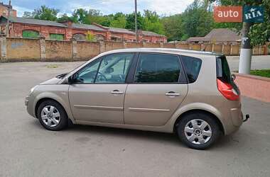 Минивэн Renault Scenic 2009 в 