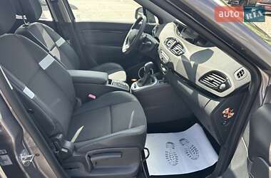 Мінівен Renault Scenic 2011 в 