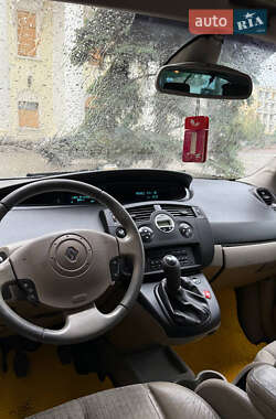 Мінівен Renault Scenic 2004 в 