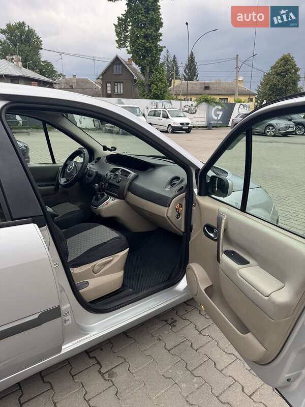 Минивэн Renault Scenic 2007 в Черновцах