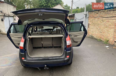 Мінівен Renault Scenic 2004 в  фото 12 Мінівен Renault Scenic 2004 в