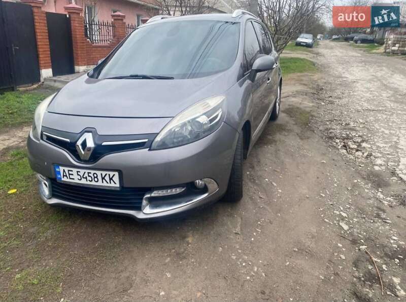 Мінівен Renault Scenic 2012 в 