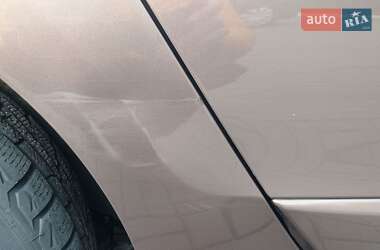 Минивэн Renault Scenic 2011 в 