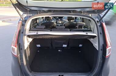 Минивэн Renault Scenic 2010 в 