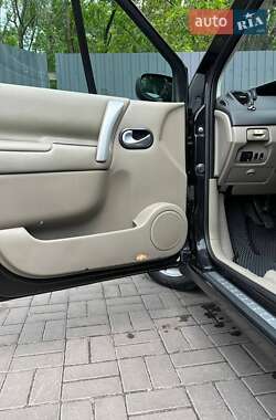 Минивэн Renault Scenic 2005 в 