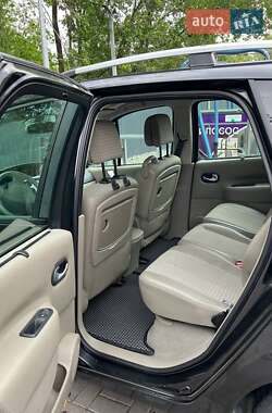 Минивэн Renault Scenic 2005 в 