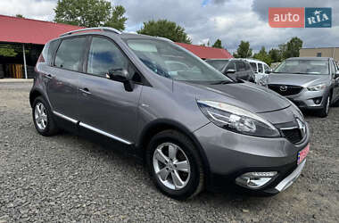 Минивэн Renault Scenic 2013 в 