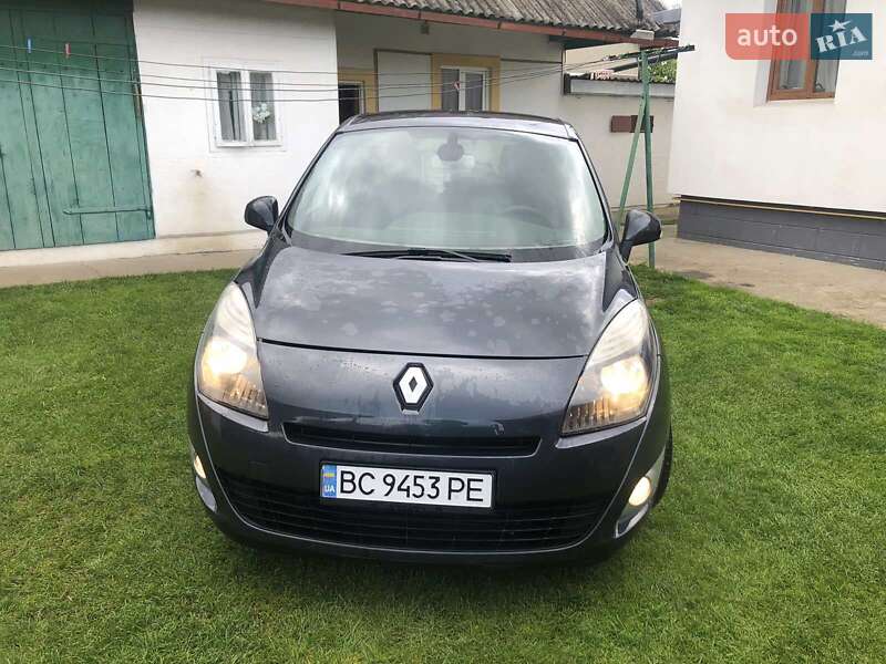 Мінівен Renault Scenic 2010 в 