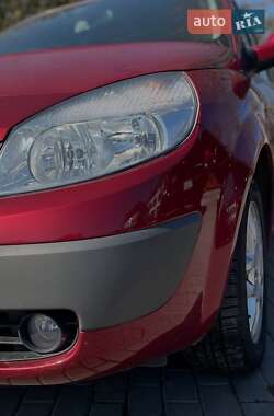 Минивэн Renault Scenic 2006 в 