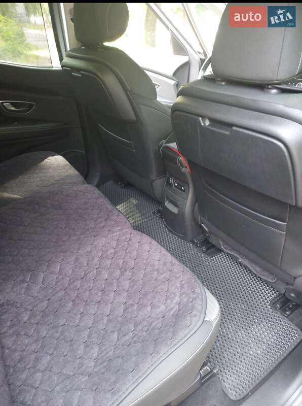 Мінівен Renault Scenic 2017 в Ірпені