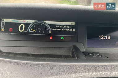 Минивэн Renault Scenic 2009 в 