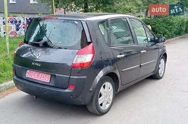 Минивэн Renault Scenic 2006 в 